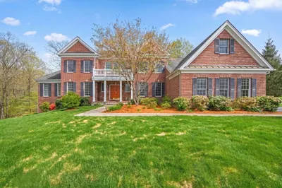 9 Overlook Rd
