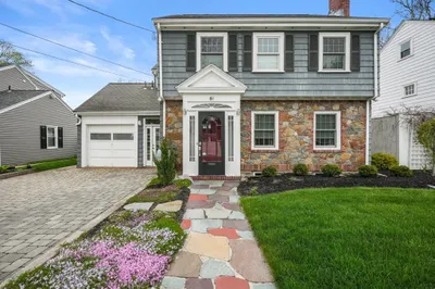 61 Saint Marys Rd 1