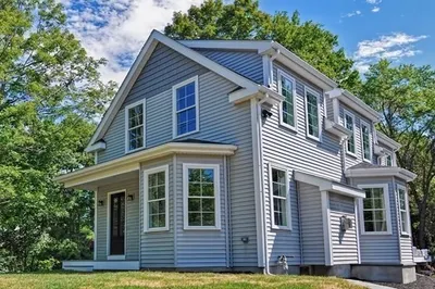 21 Western Ave