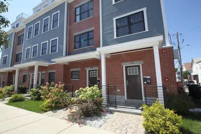 108 Main St #108 1