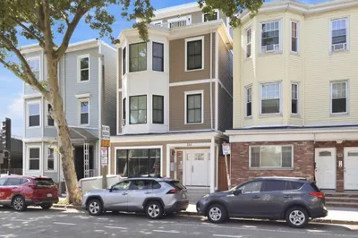 134 Chelsea St #1A 1
