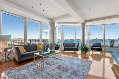 20 Rowes Wharf #609