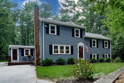 12 Pine Needle Ln 1