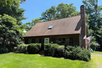 729 Old Barnstable Rd 1