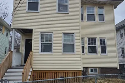 15-17 Lorna Road #1 1