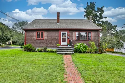 14 Christopher St 1