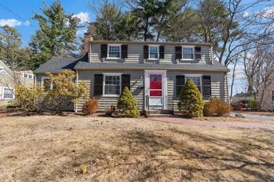 7 Eisenhower Ave