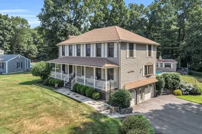 132 Lexington Road 1