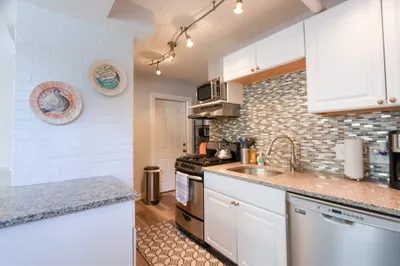 39 Glenville #71B