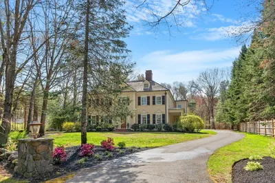 75 Oxbow Rd 1