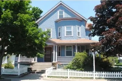 48 Derby St #2