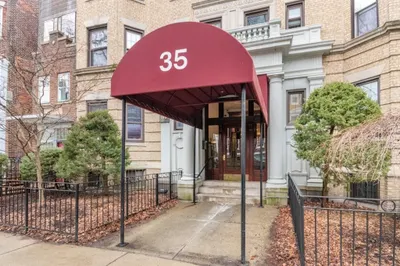 35 Queensberry St #22 1