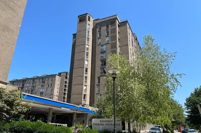 33 Pond Ave #820 1