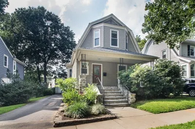 38 Ronald Road