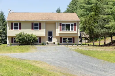 133 Pleasant Street 1