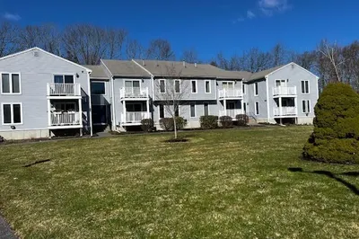 144 Hart Street #48