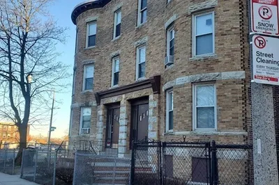 182 Walnut Ave #2 1