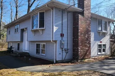 21 Park Dr 1