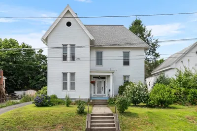 41 Edwards St