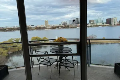 330 Beacon St #114 1