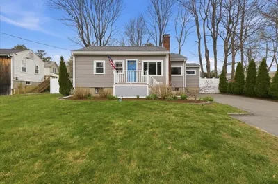 4 Belcher St