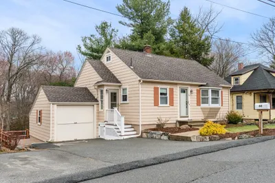 66 Great Woods Rd