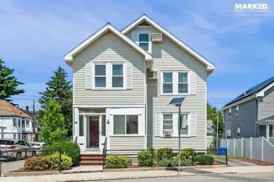354 Lynn St 1