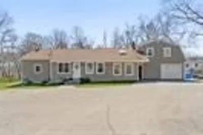 27 Laurel Lane 1