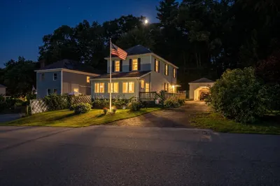 4 Fairview Ave