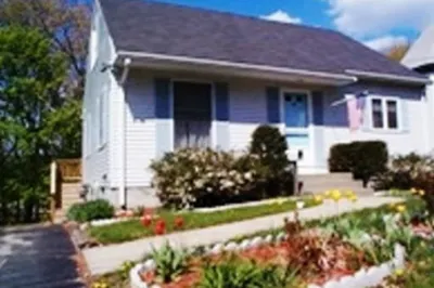 34 Bennett St