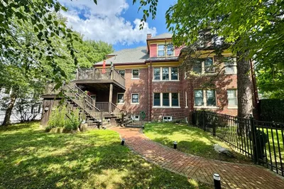 55 Perthshire RoAd #A