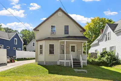 374 Front Street 1