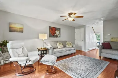 100 Pleasant Street #14 1