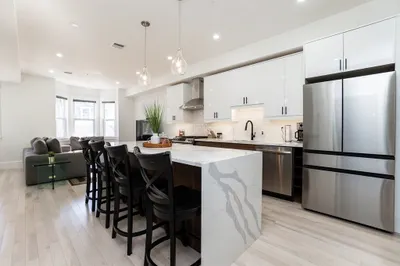 28 Telegraph St #2