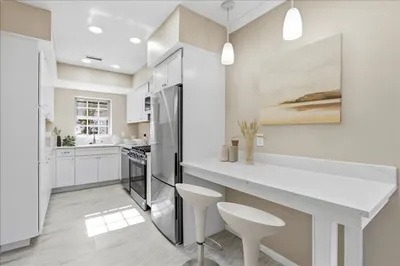 116 Lake Shore Road #4