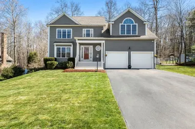 302 Samuel Dr 1