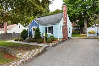 35 Calumet Ave 1
