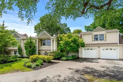 81 Lowell Blvd 1