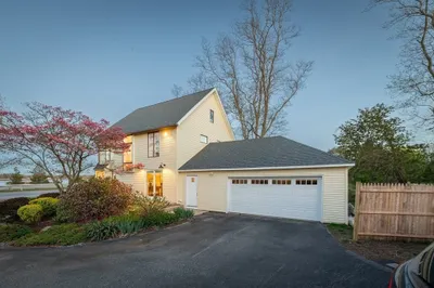 1705 Wampanoag Trl 1