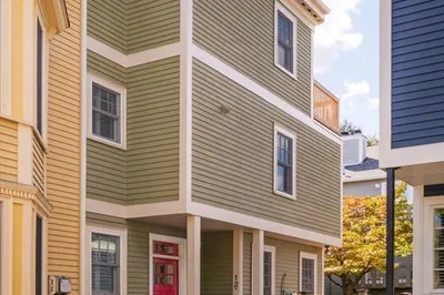 12 B Watson St