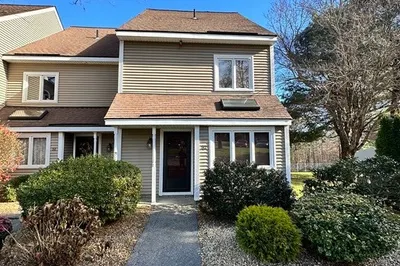 70 Pleasant St #52 1