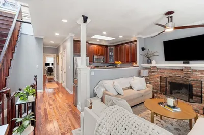 159 M St #3