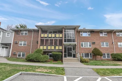 206 Rock St #M3 1