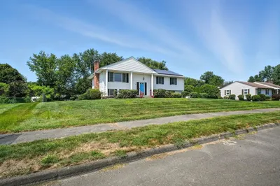 35 Danny Ln 1