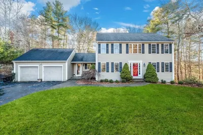 43 Edward Dr 1