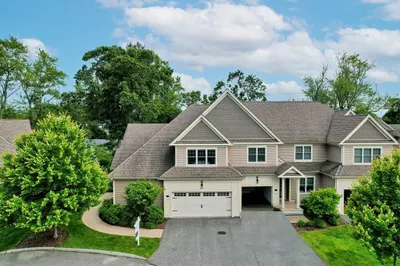 192 Boston Post Rd #29