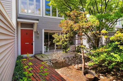 11 Fresh Pond Place #11 1