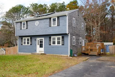 19 Barquentine Dr 1