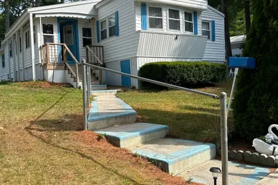 4 Forestdale Drive