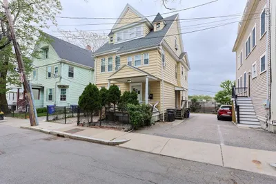14 Wadsworth St 1